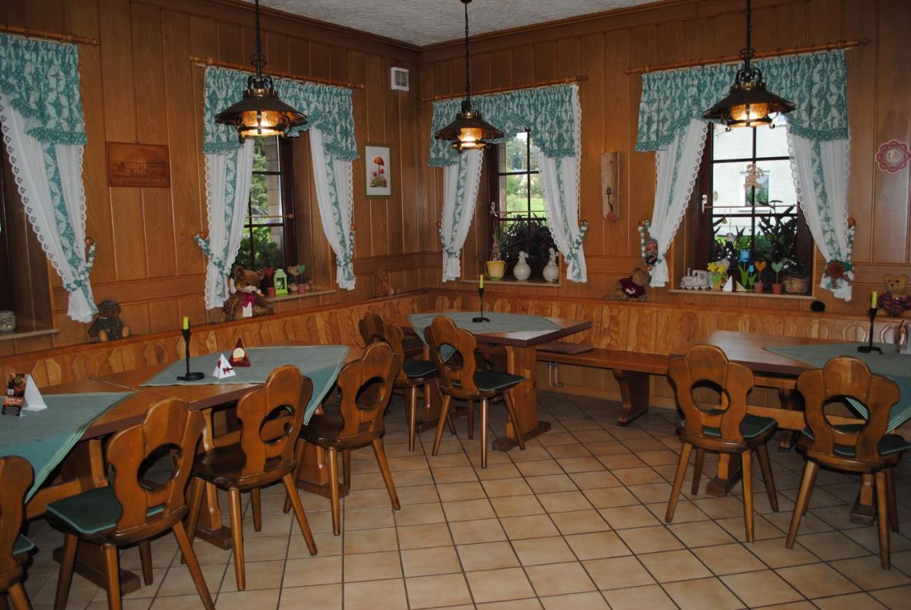 Landhotel "Lichte Aue" Lichtenau Stützengrün Kültér fotó